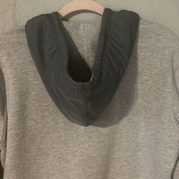NWOT Small Champion two tone gray 1/4 zip long sleeve pockets hooded sweater top - Picture 10 of 14